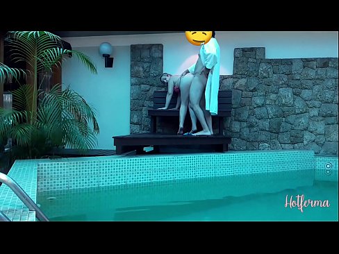 ❤️ Baas nooi bediende swembad toe, maar kon nie 'n warm weerstaan ​​nie ❤ Anale pornografie op af.xxxdeutschepornos.ru ❌️❤